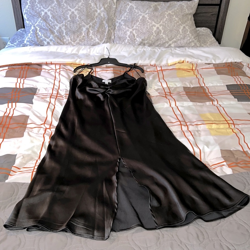 TAHARI ARTHUR S. LEVINE DRESS